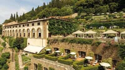 Hotel Villa San Michele ikonik Florence kembali dibuka dengan spa, kamar, dan taman yang direnovasi