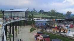 Skyland Malang tawarkan pemandangan alam dari ketinggian dengan latar pegunungan, harga tiket masuknya
