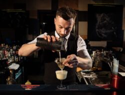 Berapa Gaji Bartender Kapal Pesiar? Jawaban Lengkap & Realistis